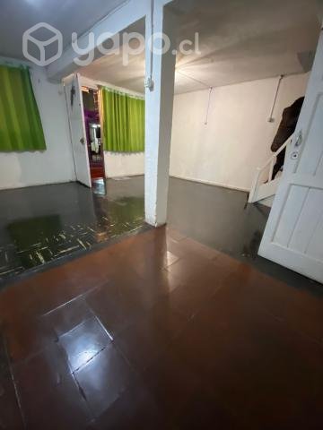 Amplia Casa de dos pisos en Quinta Normal